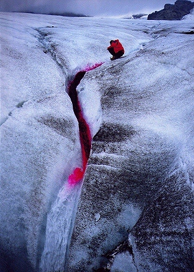 Dye tracing on Falljokull, Iceland